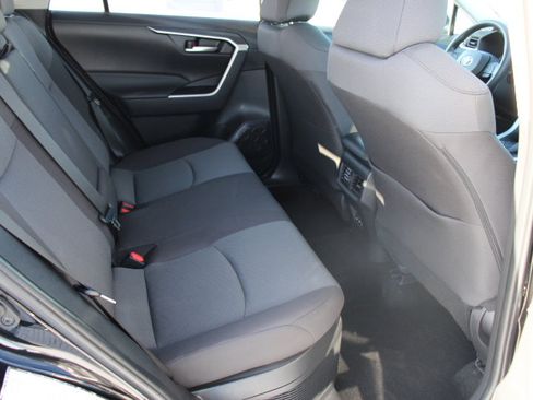 Certified 2025 Toyota RAV4 XLE image 18