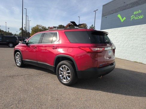 Used 2019 Chevrolet Traverse LT image 3