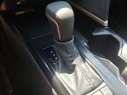 Certified 2026 Toyota Camry SE w/ Convenience Package FWD image 14