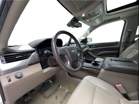 Used 2017 Chevrolet Tahoe LT w/ LT Signature Package RWD image 20