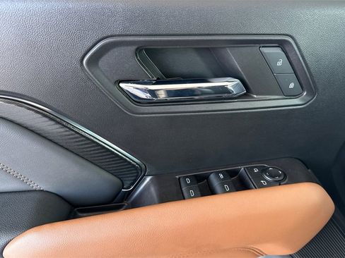 Used 2024 GMC Canyon AT4 w/ Canyon Safety Plus Package image 14