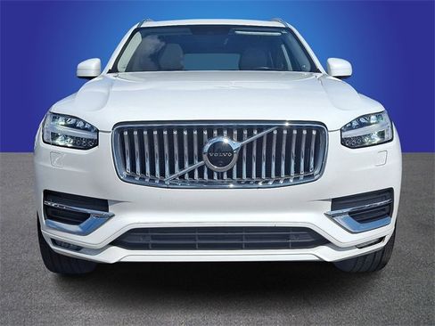 Used 2022 Volvo XC90 T6 Inscription w/ Advanced Package image 2