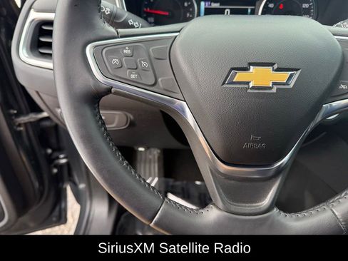 Used 2018 Chevrolet Equinox LT w/ Sun & Infotainment Package image 10