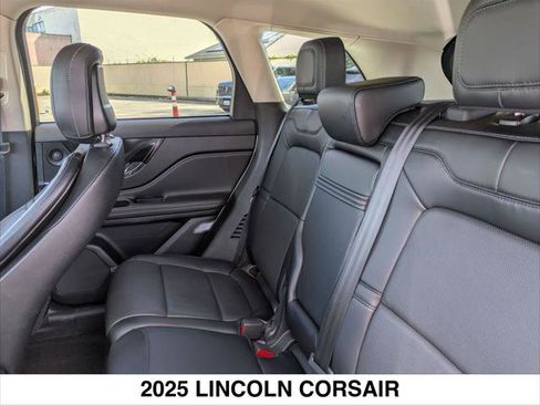 Used 2025 Lincoln Corsair Grand Touring w/ Equipment Group 302A AWD/4WD image 24