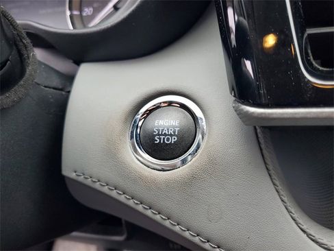 Used 2022 Toyota Highlander Platinum image 28