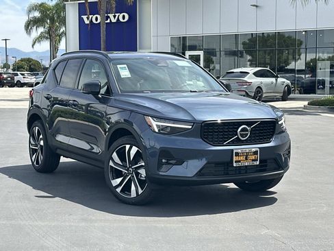 New 2026 Volvo XC40 B5 Ultra w/ Climate Package AWD/4WD image 1
