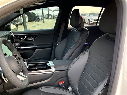 New 2026 Mercedes-Benz GLC 300 image 17