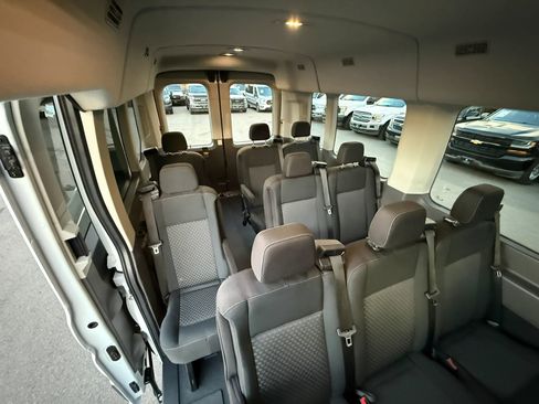 Used 2023 Ford Transit 350 XLT RWD image 21