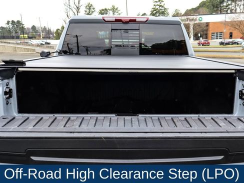 Used 2025 GMC Sierra 1500 AT4 w/ AT4 Premium Package image 38