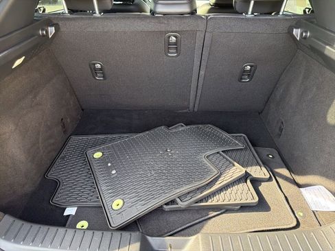 Used 2023 MAZDA CX-30 AWD 2.5 S w/ Premium Package image 35