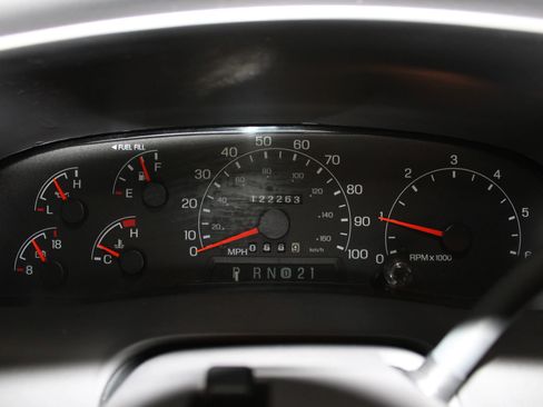 Used 2000 Ford Excursion XLT image 12