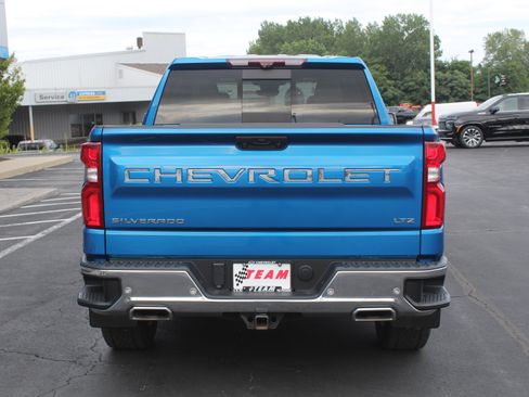 Certified 2022 Chevrolet Silverado 1500 LTZ w/ Technology Package AWD/4WD image 5
