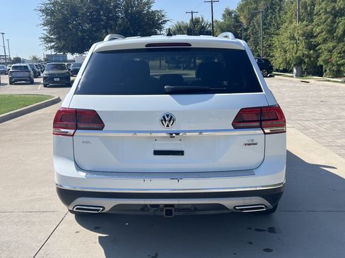 Used 2019 Volkswagen Atlas SEL Premium AWD/4WD image 8