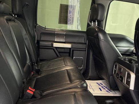 Used 2020 Ford F350 Lariat image 27