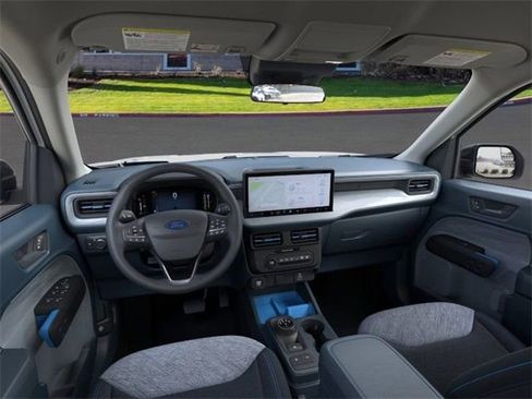 New 2025 Ford Maverick XLT w/ XLT Luxury Package image 9