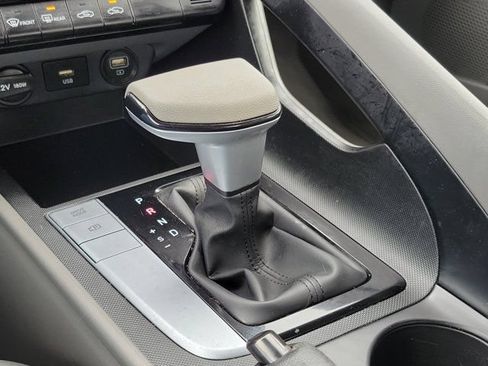 Certified 2023 Hyundai Elantra SEL FWD image 26