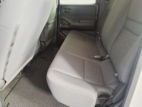 Used 2023 Nissan Frontier S w/ Technology Package RWD image 7