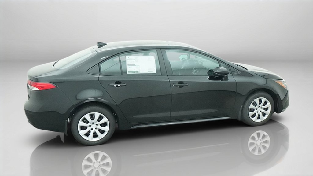 New 2027 Toyota Corolla LE FWD image 8