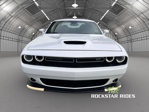 Used 2022 Dodge Challenger GT RWD image 12