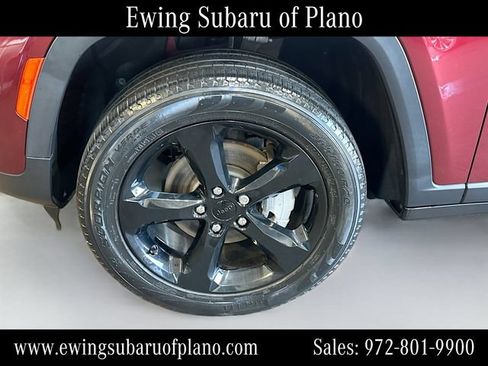 Used 2023 Jeep Grand Cherokee Limited w/ Black Appearance Package RWD image 32