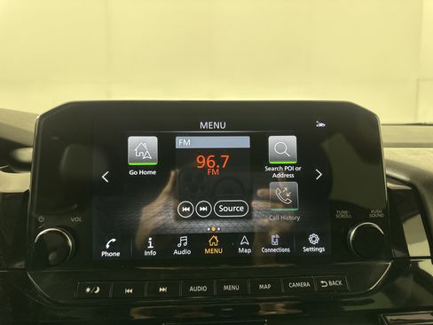Used 2023 Nissan Pathfinder SL AWD/4WD image 14