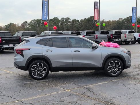 New 2026 Chevrolet Trax RS image 7