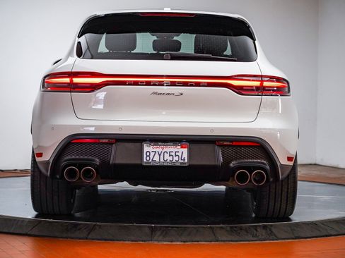 Used 2022 Porsche Macan S image 6