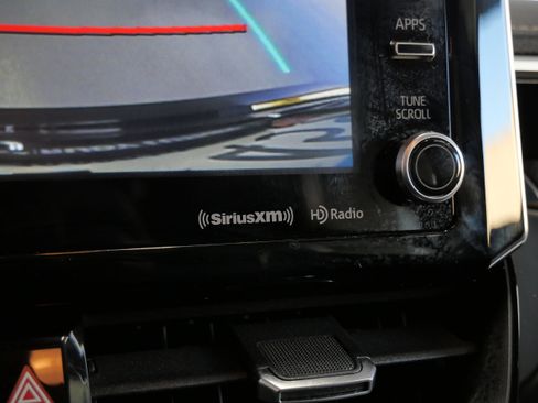 Certified 2020 Toyota Corolla XLE image 31