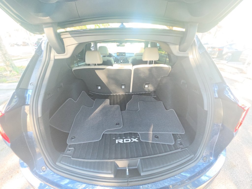 Certified 2025 Acura RDX SH-AWD image 36