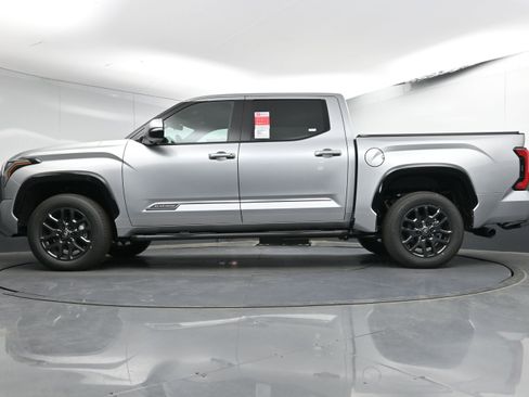 New 2025 Toyota Tundra Platinum image 28