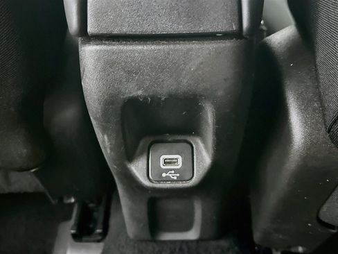 Used 2022 Jeep Renegade Latitude AWD/4WD image 28