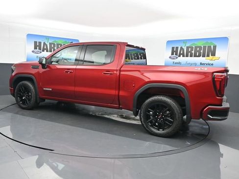 Used 2024 GMC Sierra 1500 Elevation AWD/4WD image 3