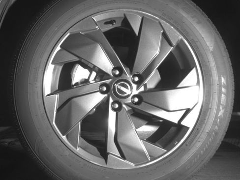 Used 2025 Nissan Rogue SV FWD image 15