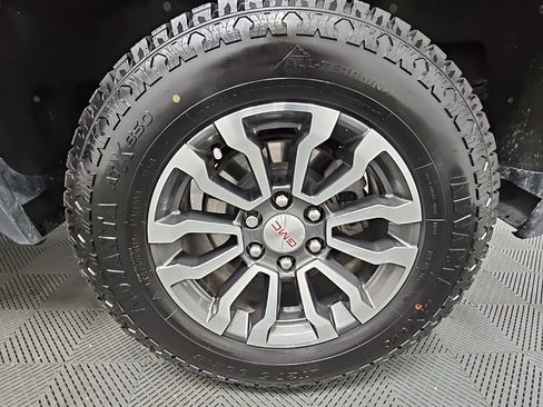 Certified 2021 GMC Sierra 1500 AT4 image 41