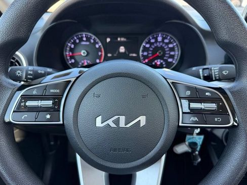Used 2024 Kia Forte LXS FWD image 22
