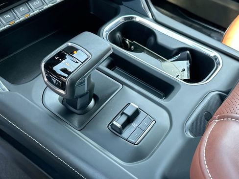 Used 2025 GMC Sierra 1500 Denali Ultimate image 20