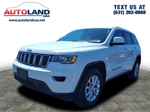 Used 2021 Jeep Grand Cherokee Laredo image 1