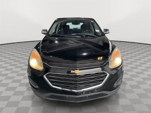 Used 2017 Chevrolet Equinox LS FWD image 4