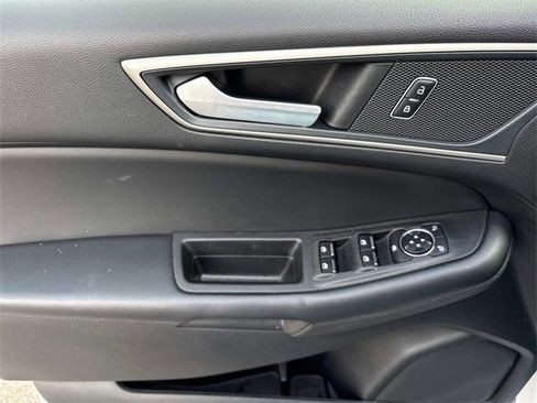 Certified 2024 Ford Edge SEL image 24