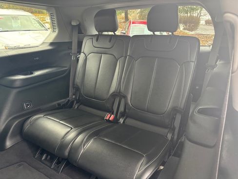 Used 2022 Jeep Grand Cherokee L Limited image 34