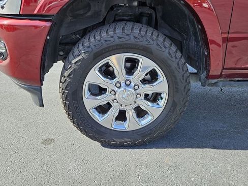 Used 2024 RAM 2500 Limited image 9