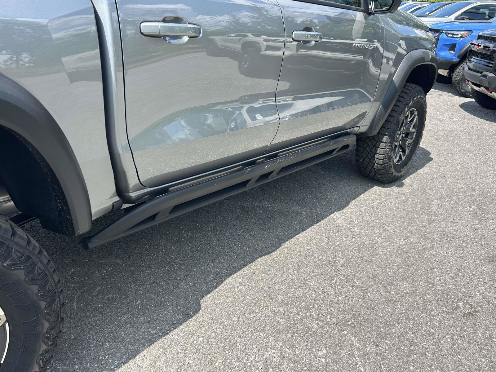 New 2026 Chevrolet Colorado ZR2 w/ Technology Package AWD/4WD image 9