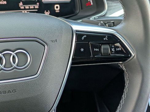 Used 2025 Audi A6 Premium Plus w/ Premium Plus Package image 11