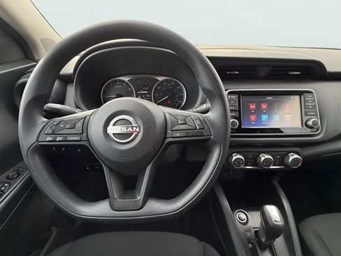 Certified 2025 Nissan Kicks Play S FWD image 22