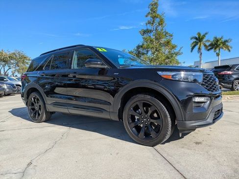 Certified 2023 Ford Explorer ST-Line w/ Class IV Trailer Tow Package image 2