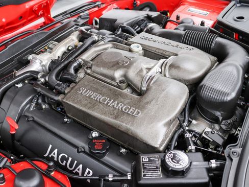 Used 2000 Jaguar XK8 Convertible RWD image 41