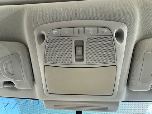 Used 2014 INFINITI Q50 2.0t w/ Moonroof Package image 38