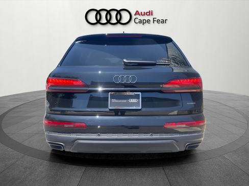 Certified 2026 Audi Q7 3.0T Premium w/ Convenience Plus Package AWD/4WD image 3