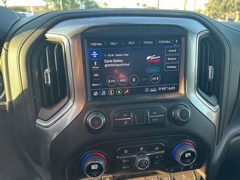 Used 2020 Chevrolet Silverado 1500 LTZ w/ LTZ Premium Package image 26