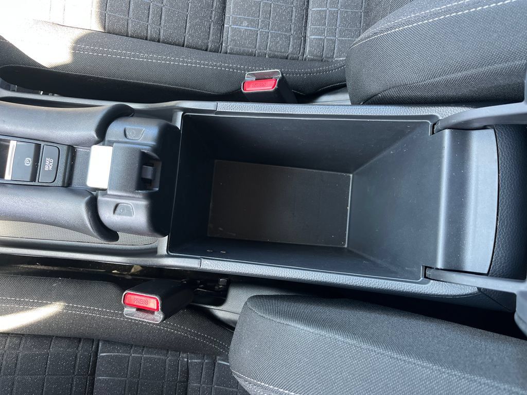 Certified 2024 Honda HR-V LX image 33